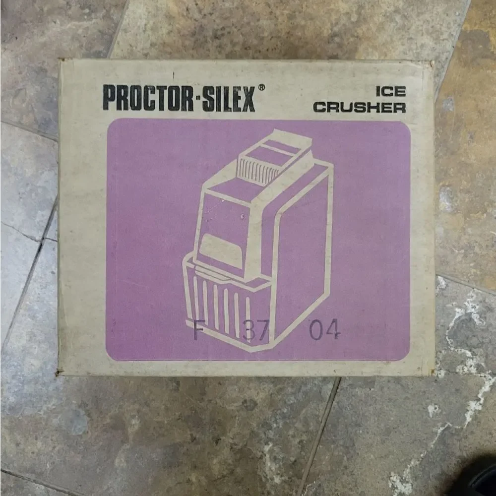 VINTAGE PROCTOR SILEX MARRY PROCTOR ELECTRIC ICE CRUSHER MODEL C003W WHITE NEW